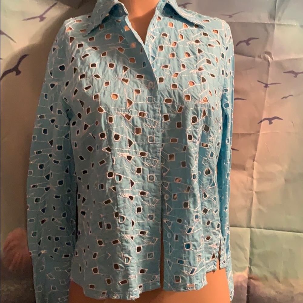Women’s medium robins egg blue shirt embroidered